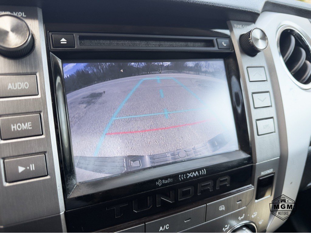 2015 Toyota Tundra Image 20