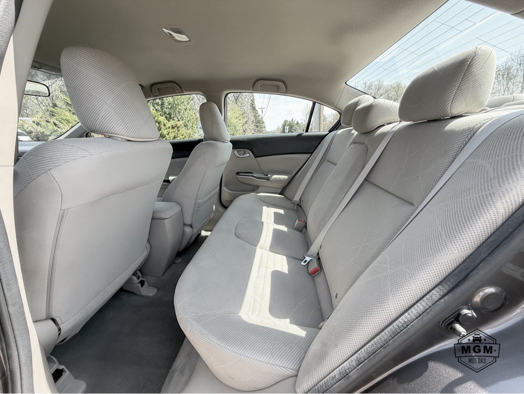 2012 Honda Civic Image 11