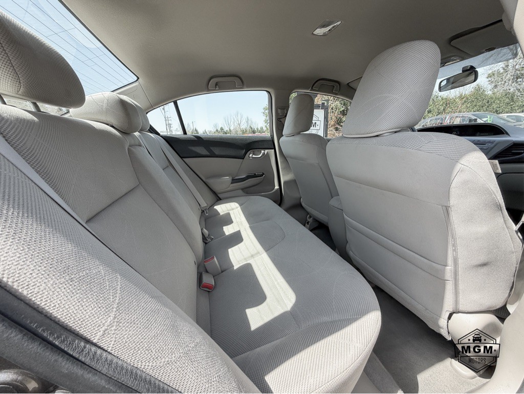 2012 Honda Civic Image 12
