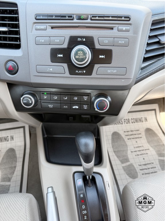 2012 Honda Civic Image 15