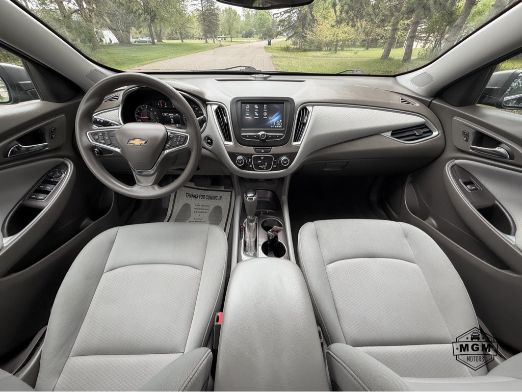 2018 Chevrolet Malibu Image 15