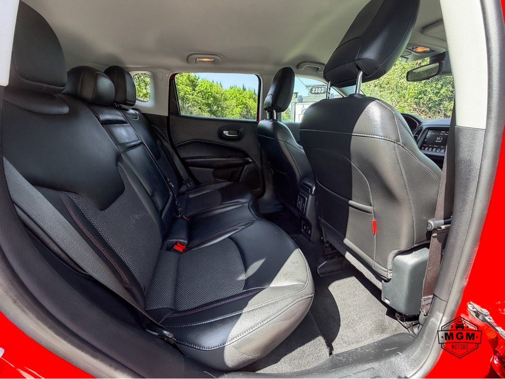 2019 Jeep Compass Image 11