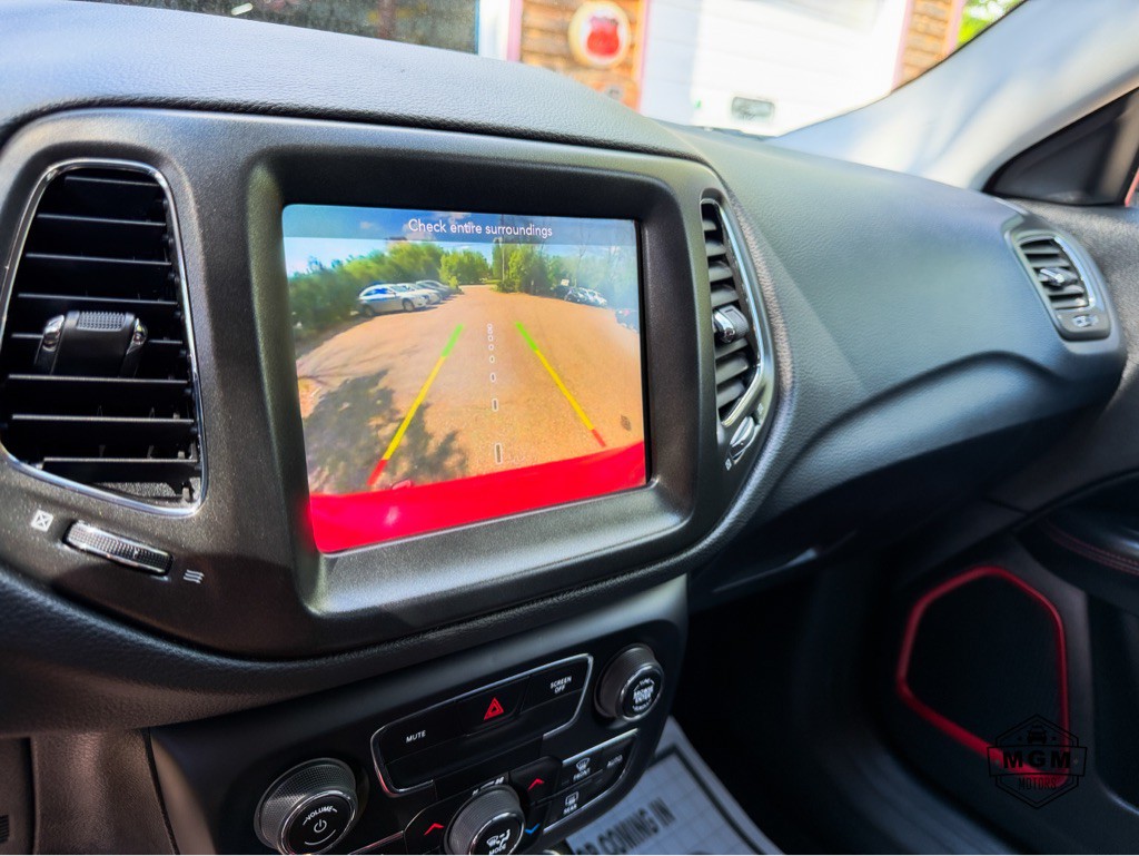 2019 Jeep Compass Image 17