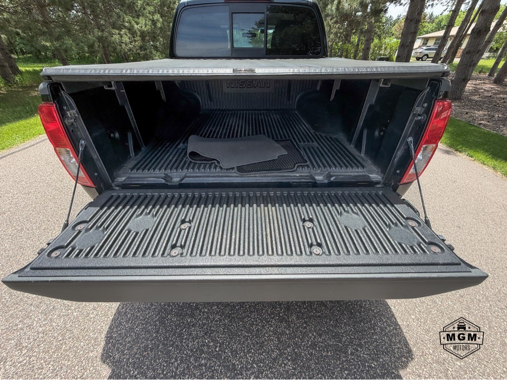 2016 Nissan Frontier Image 12