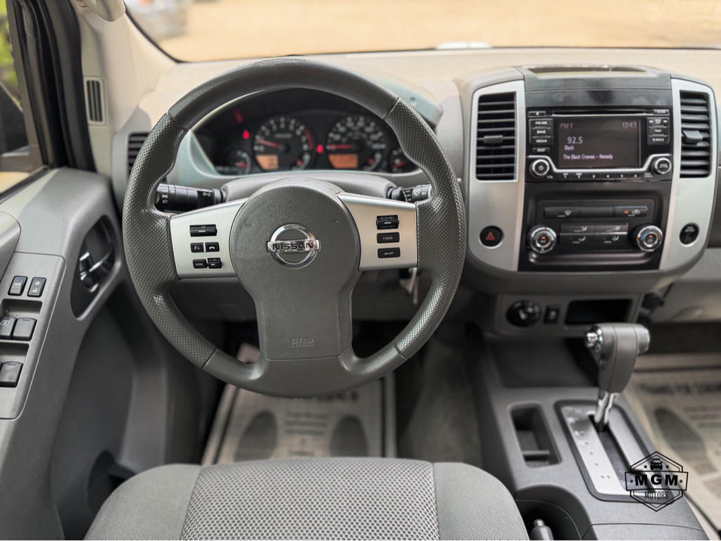 2016 Nissan Frontier Image 19
