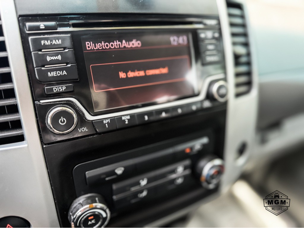 2016 Nissan Frontier Image 20