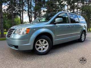Image for 2010 Chrysler Town & Country Touring ID: 7483033