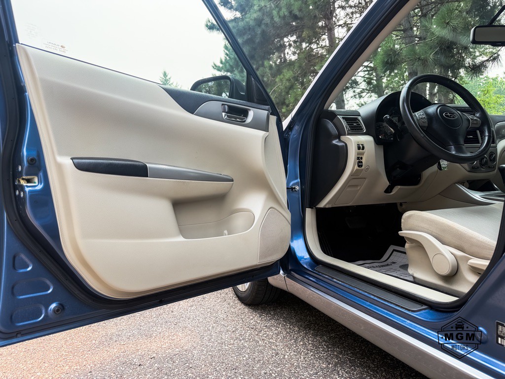 2010 Subaru Impreza Image 9
