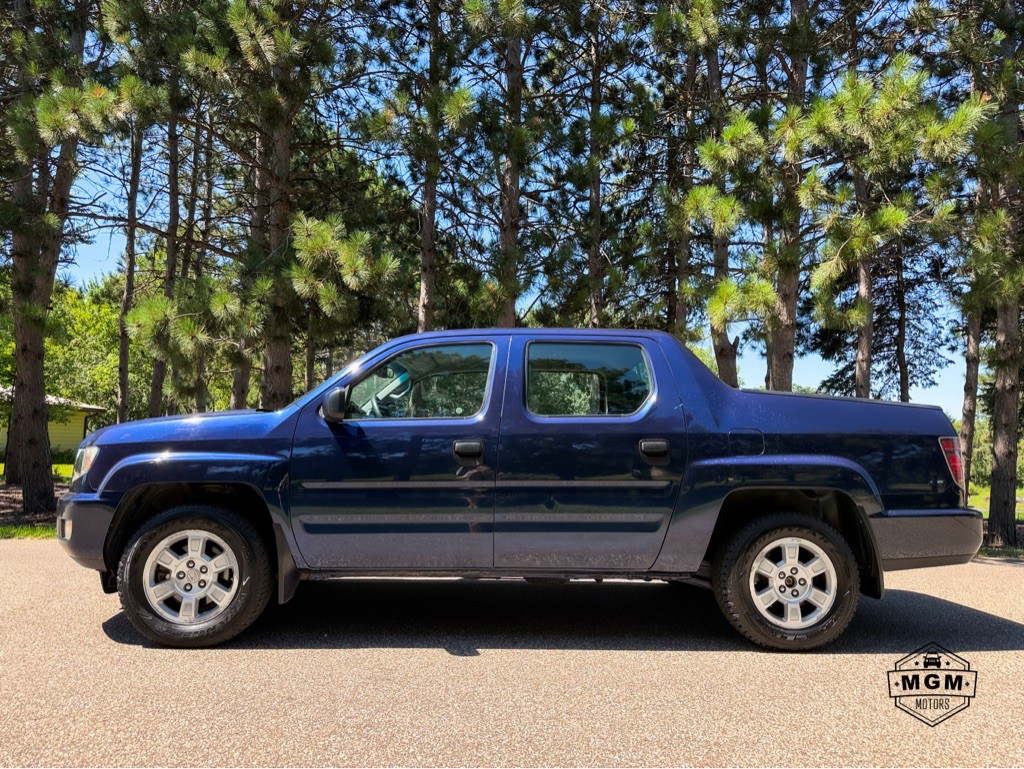 2013 Honda Ridgeline Image 2