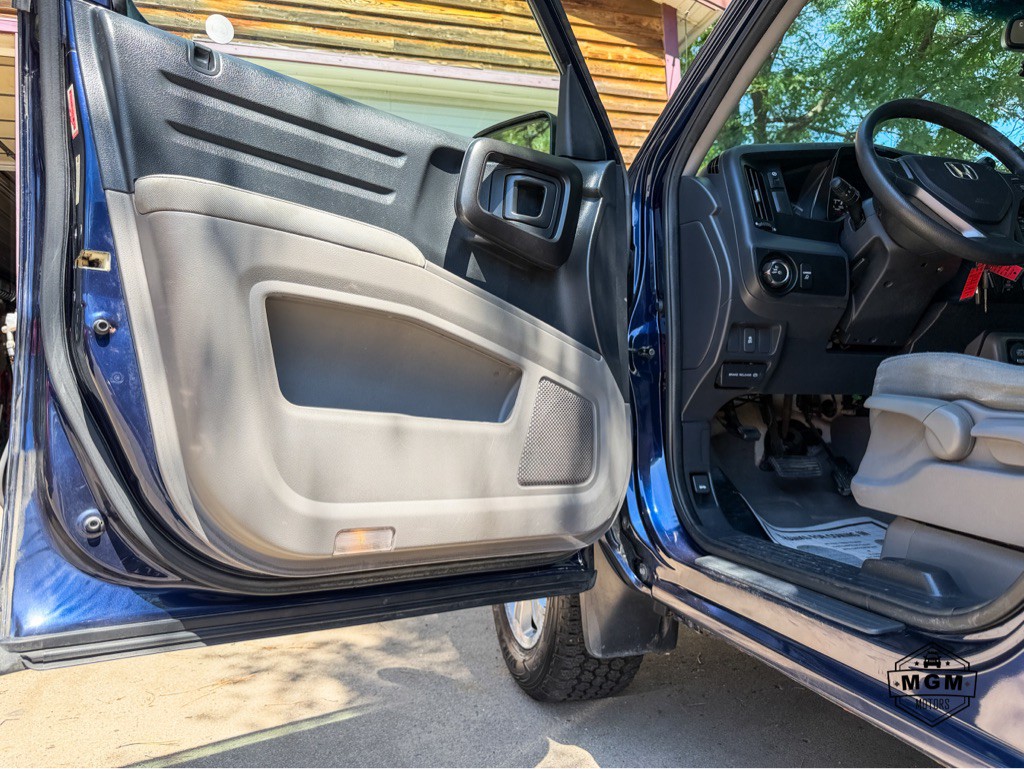 2013 Honda Ridgeline Image 9