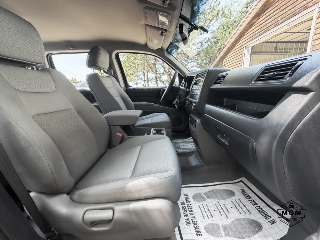 2013 Honda Ridgeline Image 13