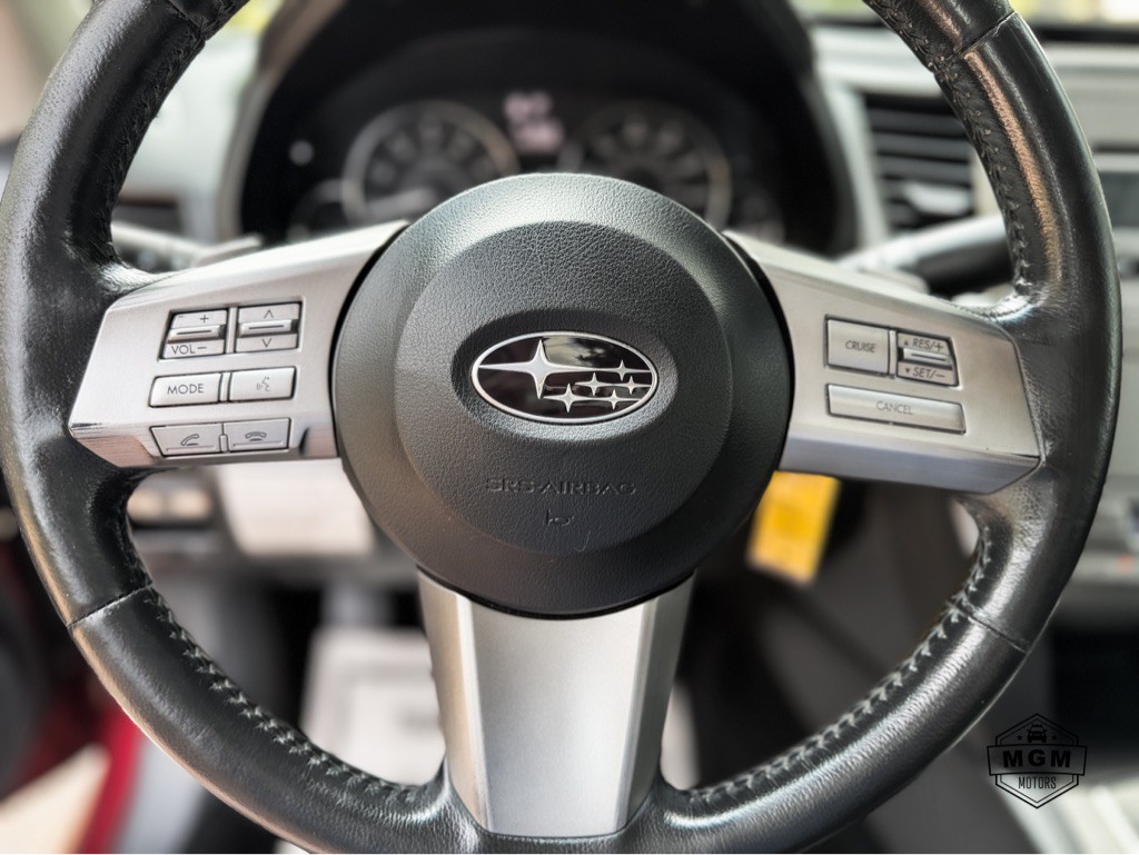 2011 Subaru Legacy Image 21