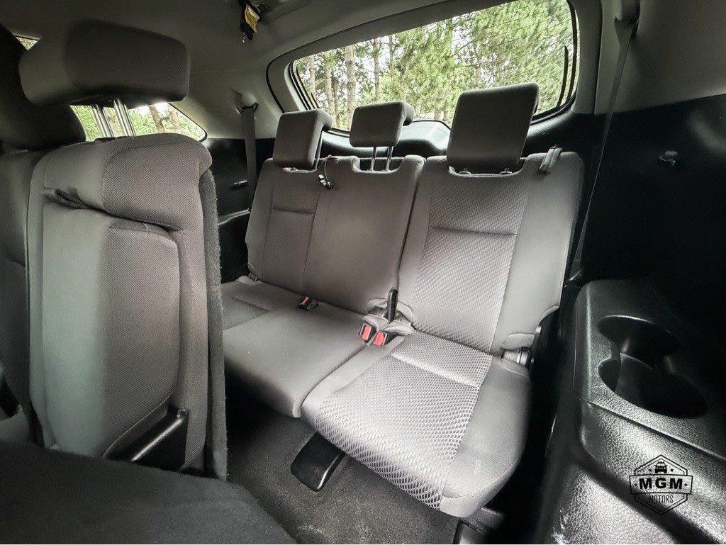 2017 Toyota Highlander Image 12