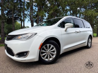 Image for 2017 Chrysler Pacifica Touring Plus ID: 7614771