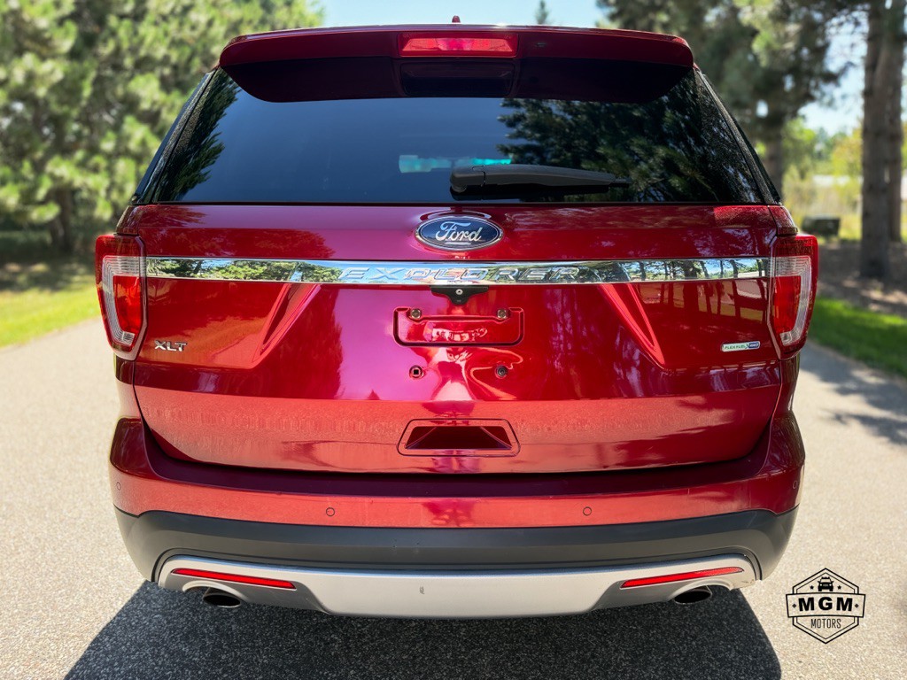 2016 Ford Explorer Image 4