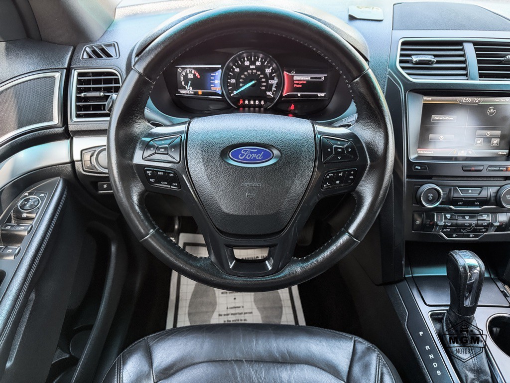 2016 Ford Explorer Image 18