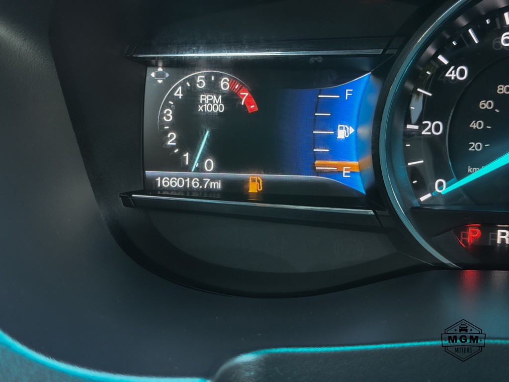 2016 Ford Explorer Image 22
