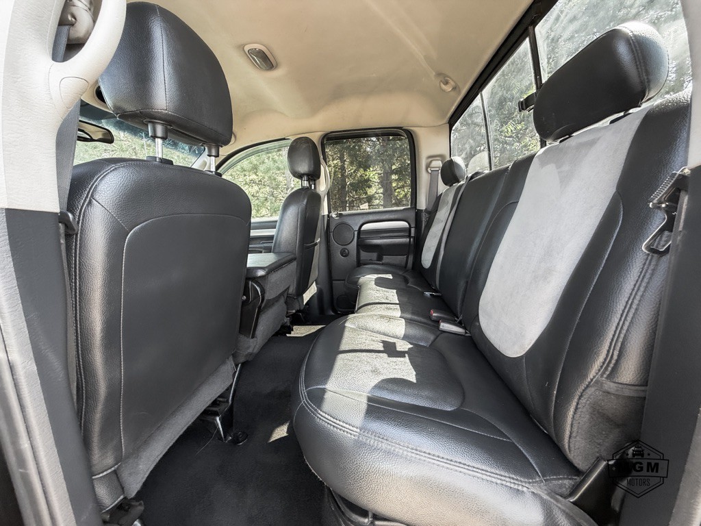 2004 Dodge Ram 3500 Image 11