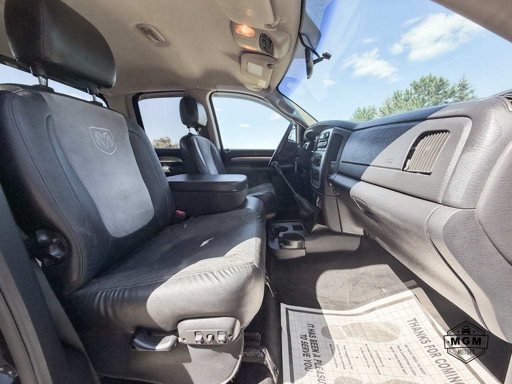 2004 Dodge Ram 3500 Image 14