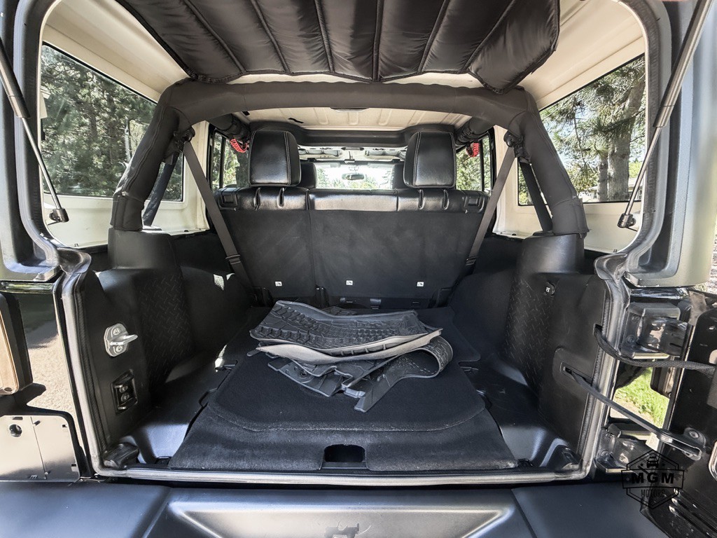 2015 Jeep Wrangler Unlimited Image 12