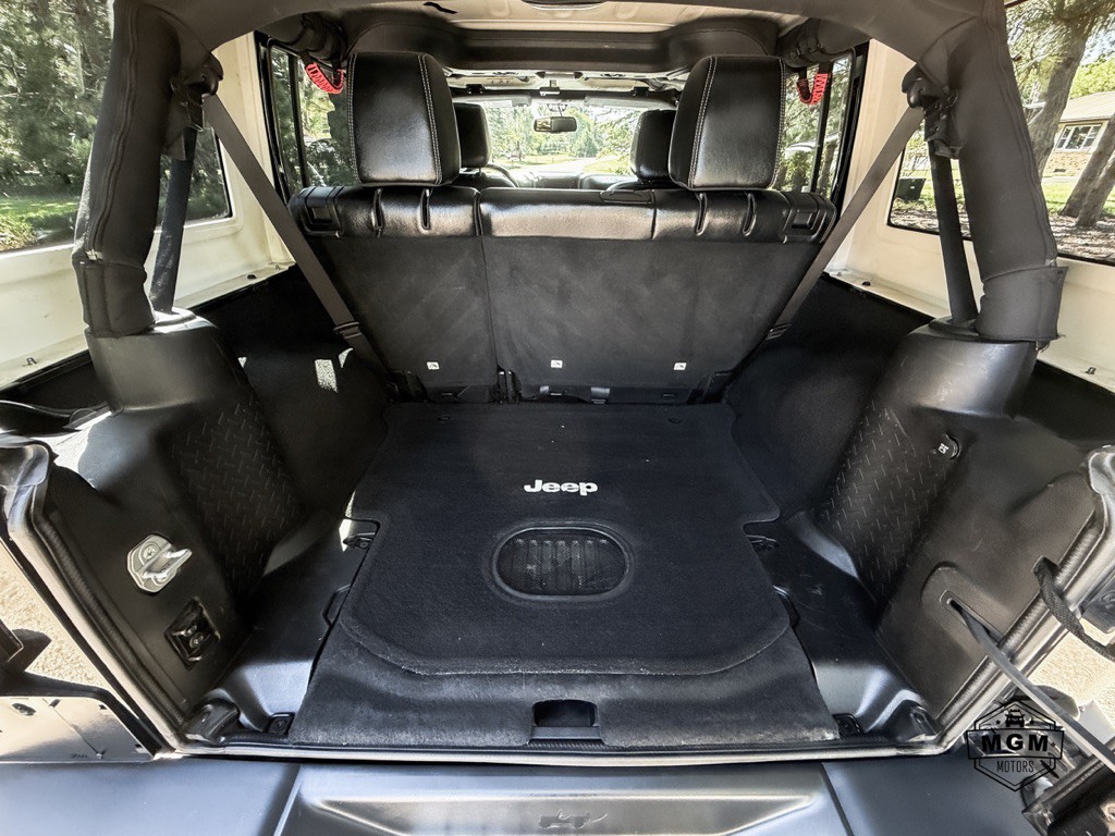 2015 Jeep Wrangler Unlimited Image 14
