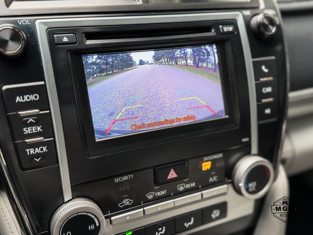 2012 Toyota Camry Image 19