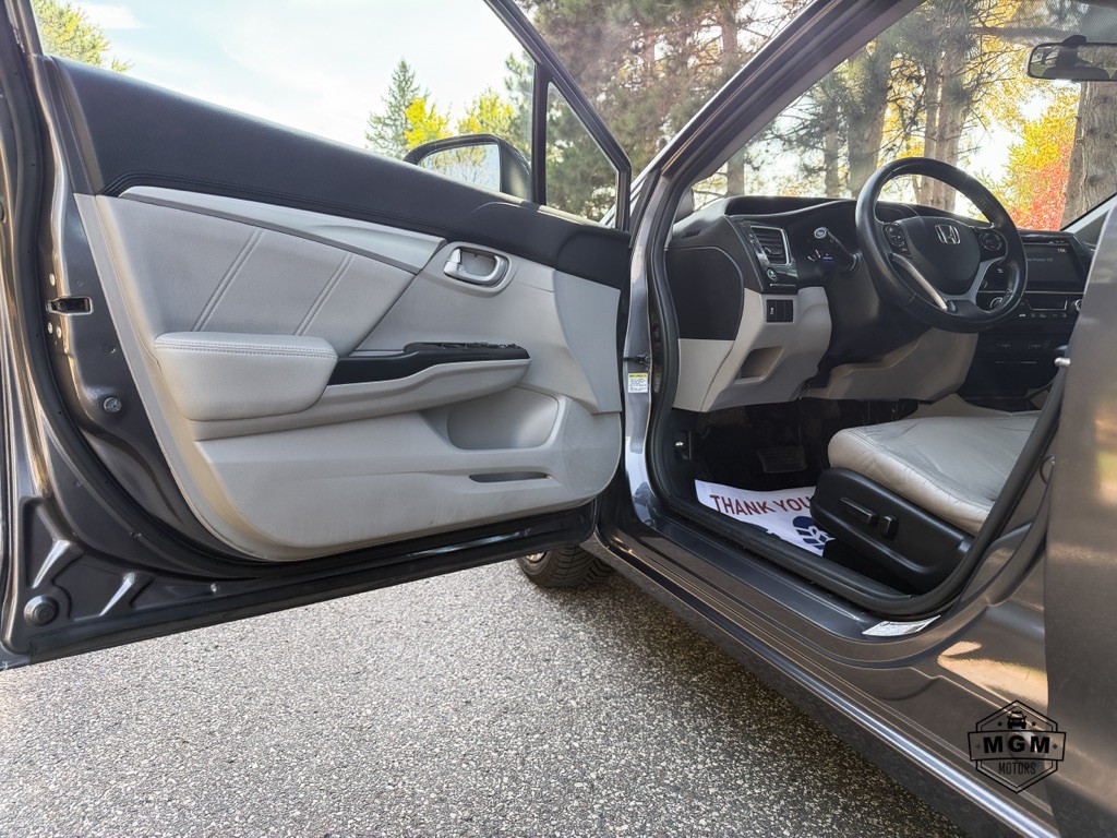 2015 Honda Civic Image 9