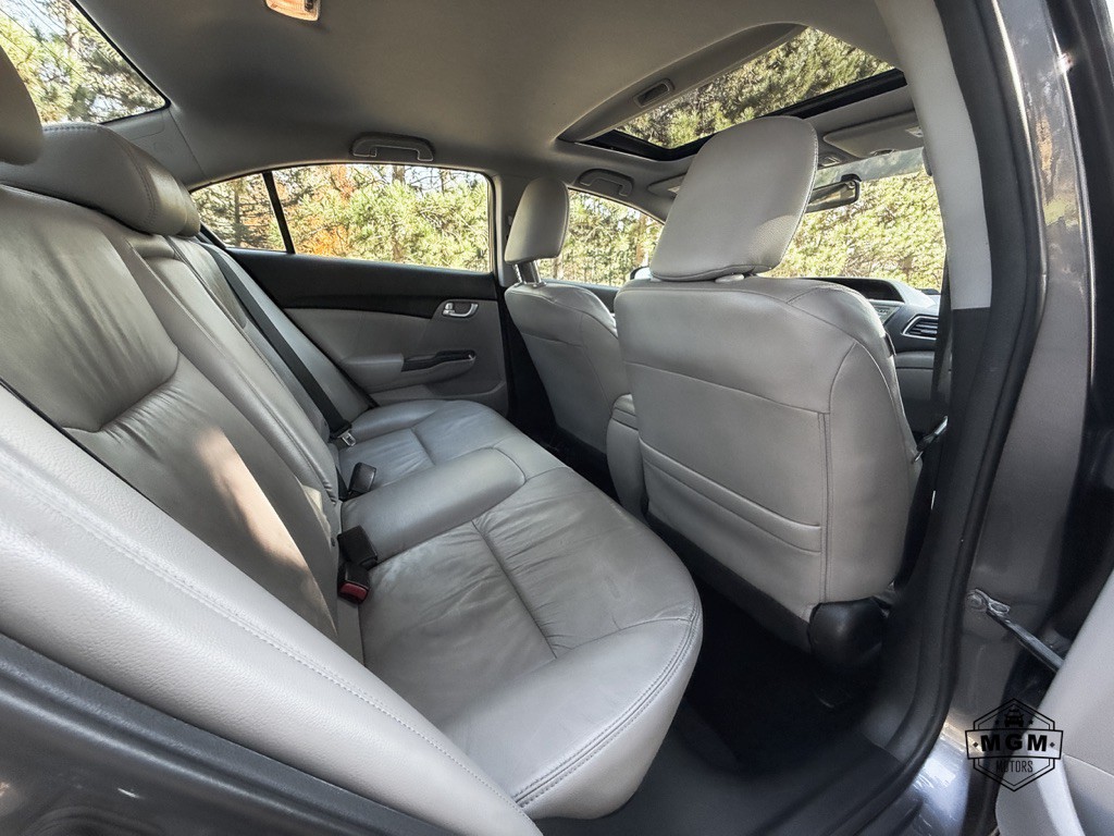 2015 Honda Civic Image 12