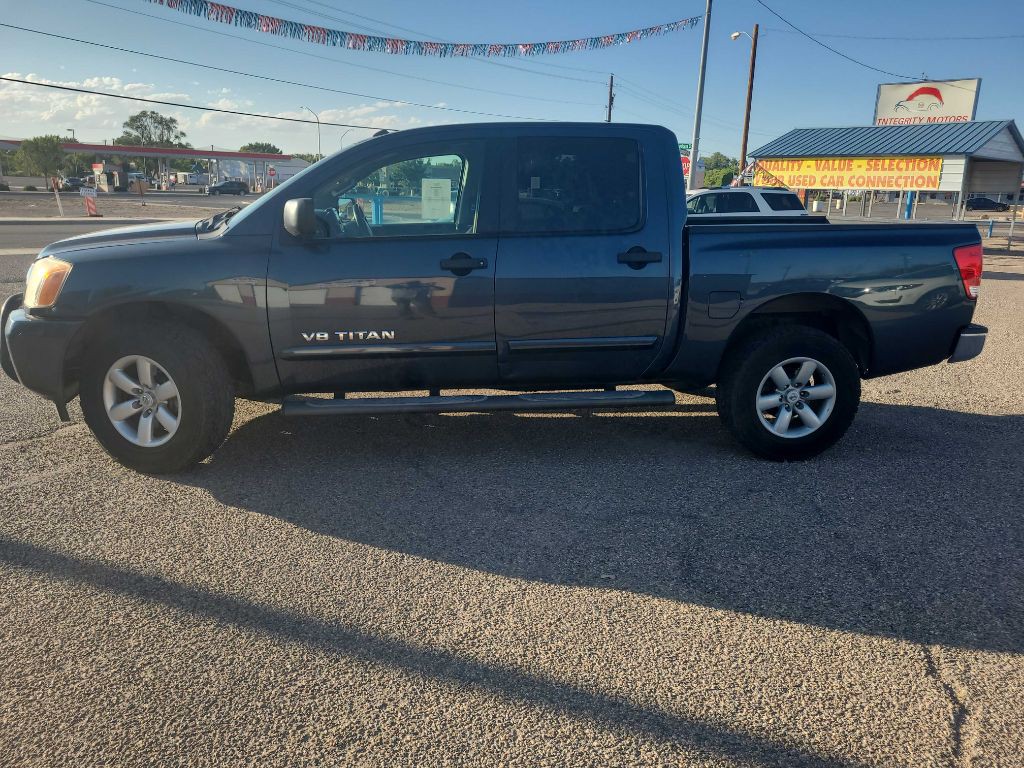 2014 Nissan Titan Image 3