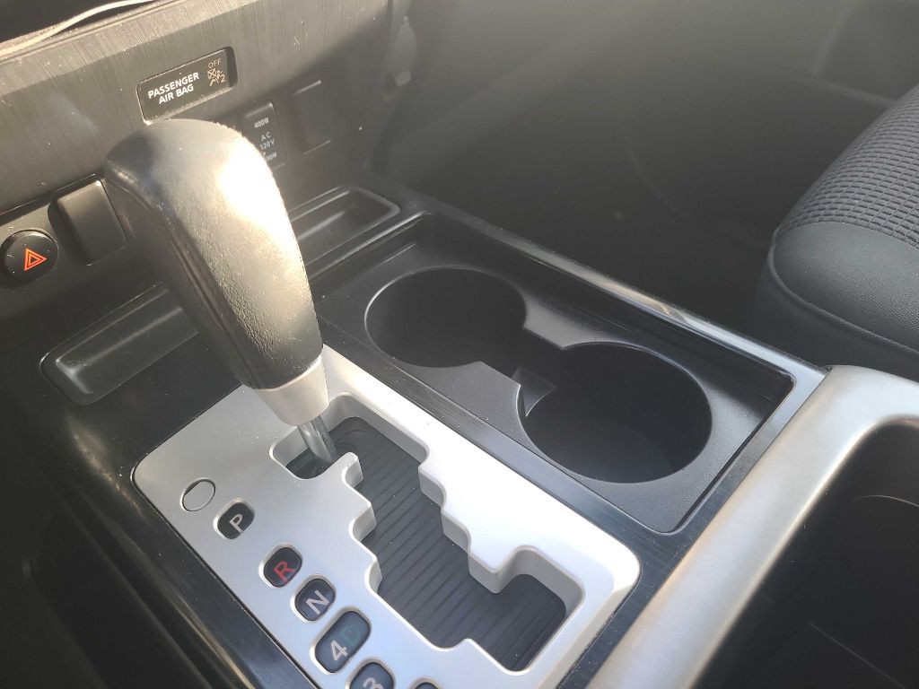 2014 Nissan Titan Image 7