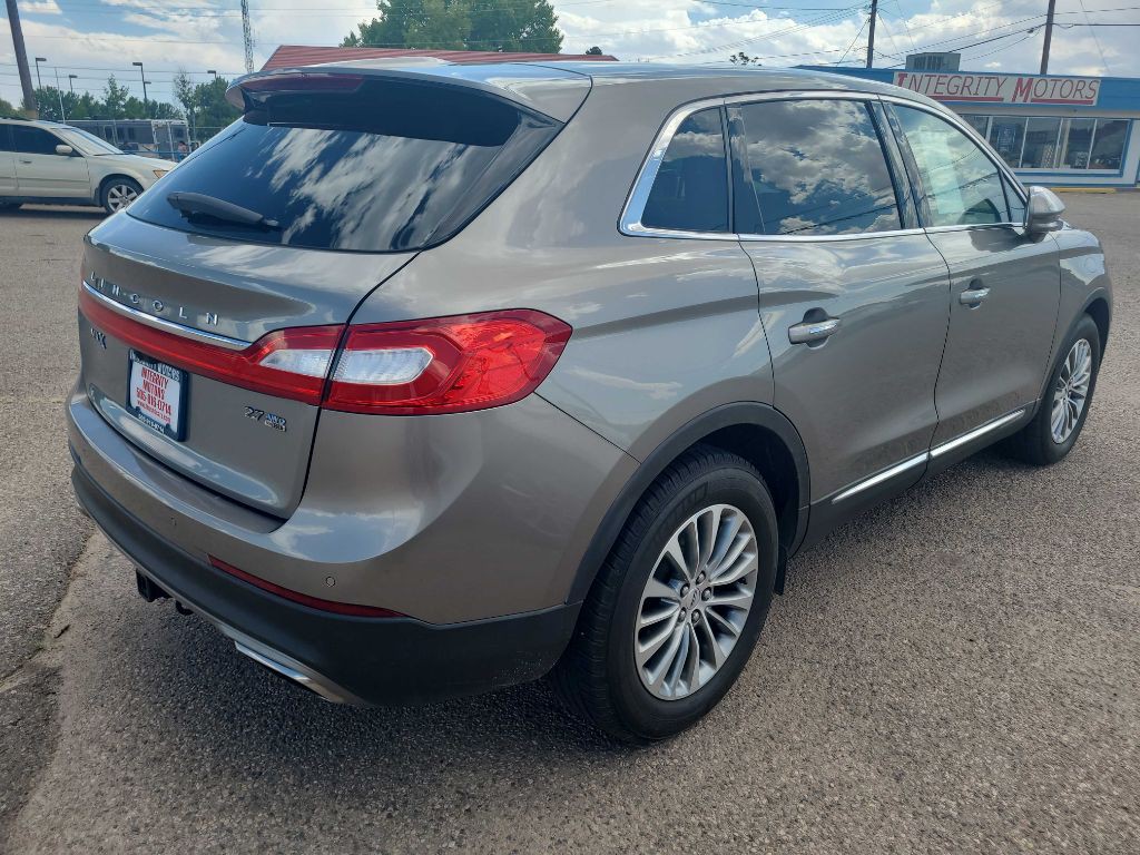 2016 Lincoln MKX Image 2