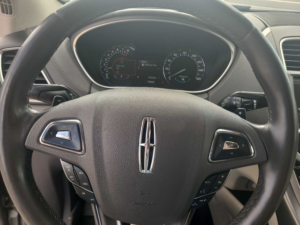 2016 Lincoln MKX Image 4
