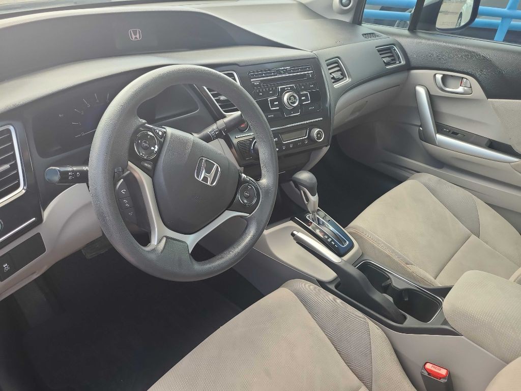 2013 Honda Civic Image 3