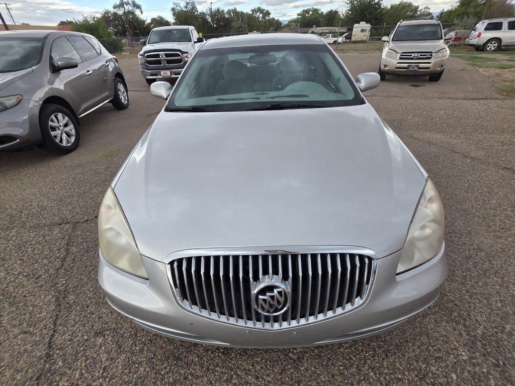 2010 Buick Lucerne Image 6