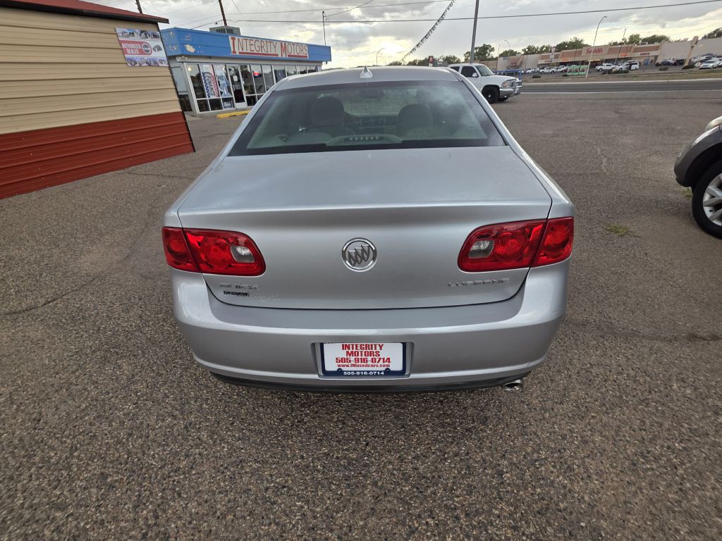 2010 Buick Lucerne Image 10