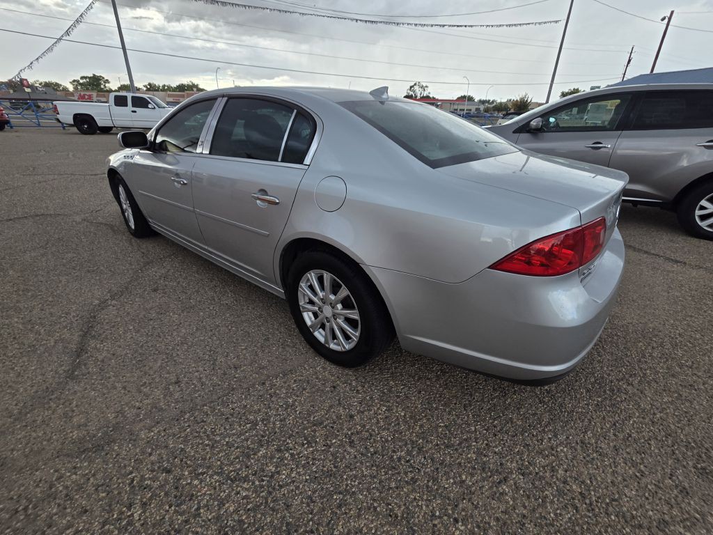 2010 Buick Lucerne Image 11