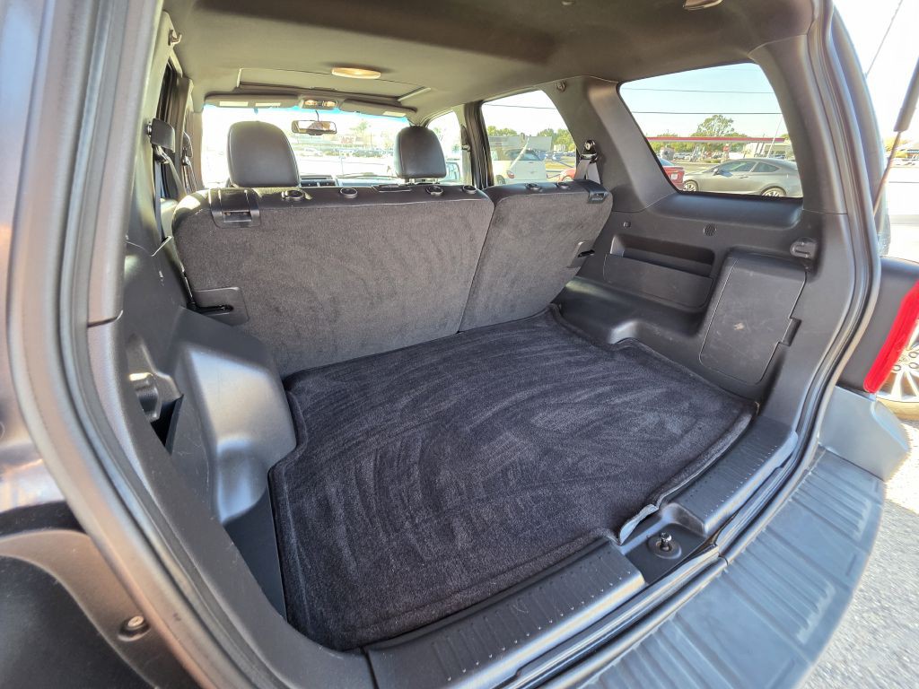 2010 Ford Escape Image 12
