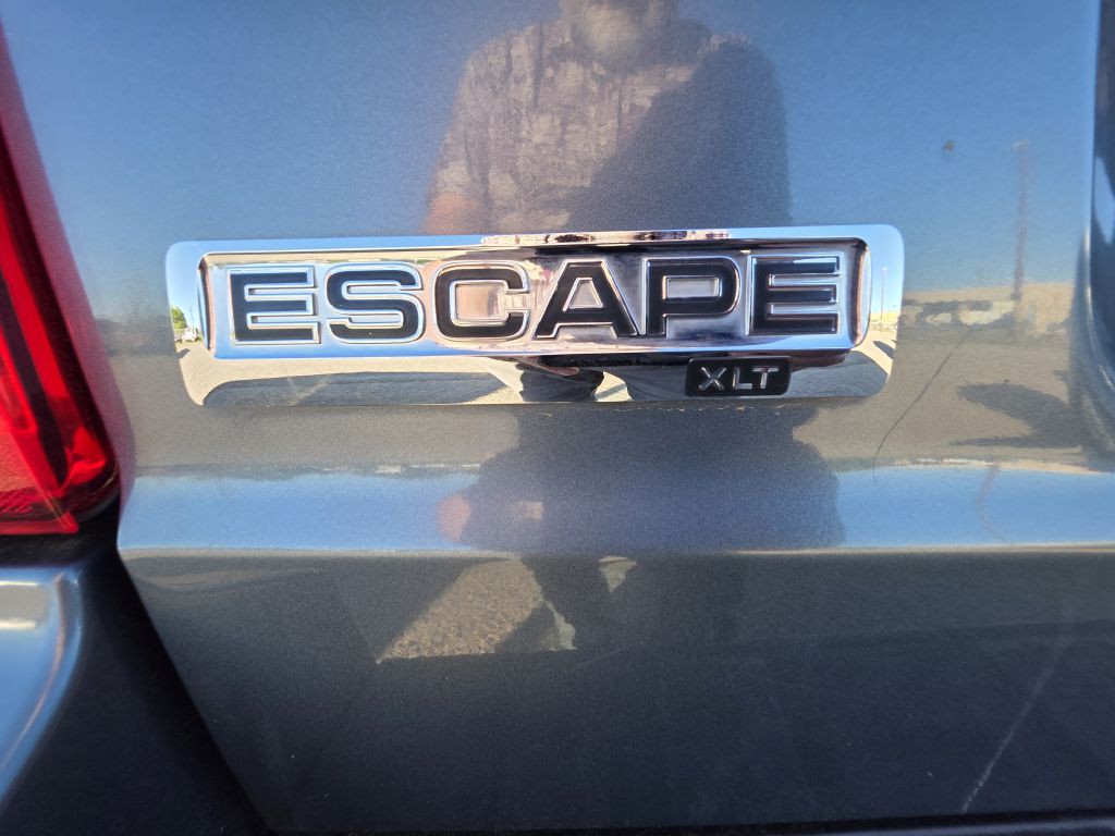2010 Ford Escape Image 17