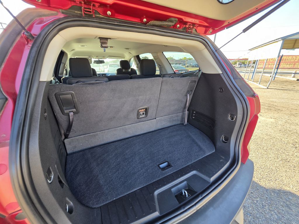 2012 Chevrolet Traverse Image 12
