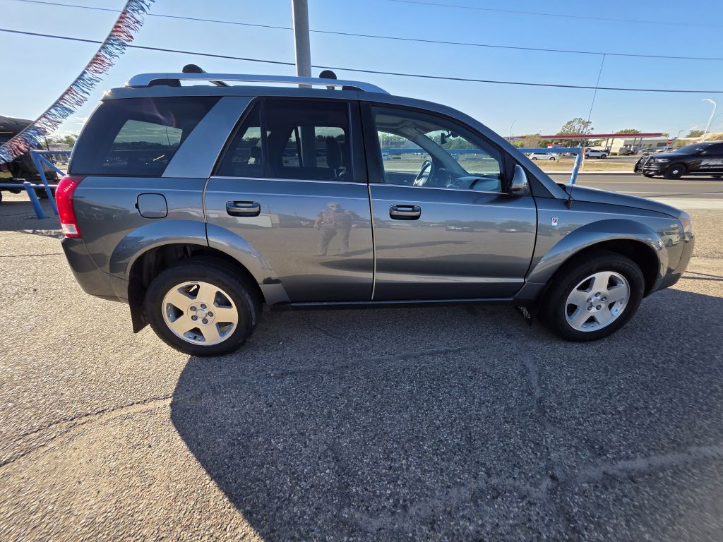 2006 Saturn Vue Image 2
