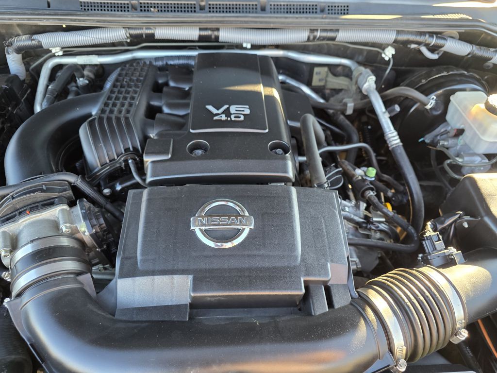 2012 Nissan Frontier Image 14