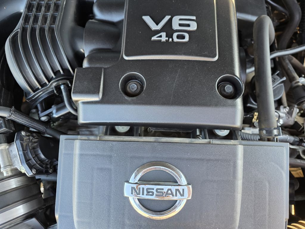 2012 Nissan Frontier Image 15