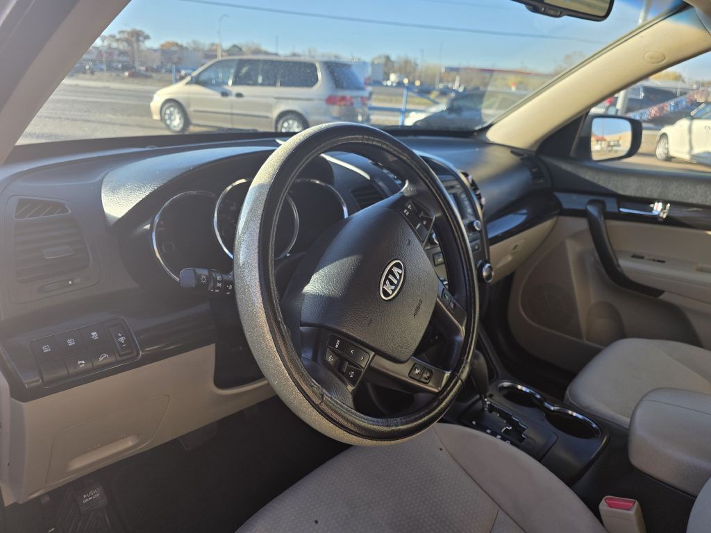 2013 Kia Sorento Image 3