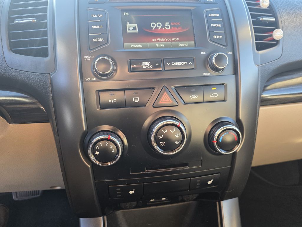 2013 Kia Sorento Image 7