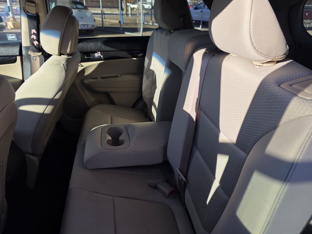 2013 Kia Sorento Image 10