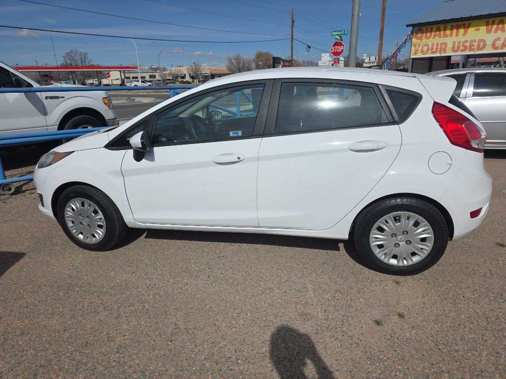 2017 Ford Fiesta Image 18