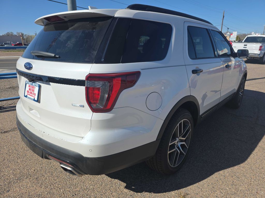 2017 Ford Explorer Image 5