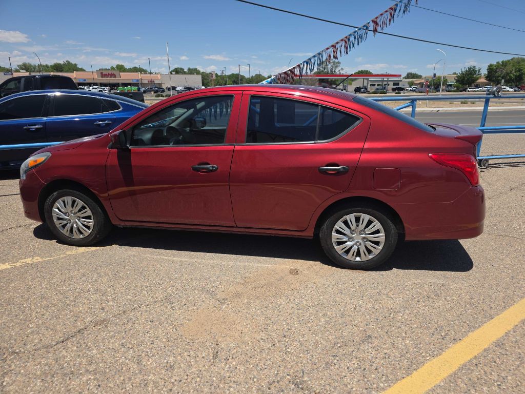 2018 Nissan Versa Image 6