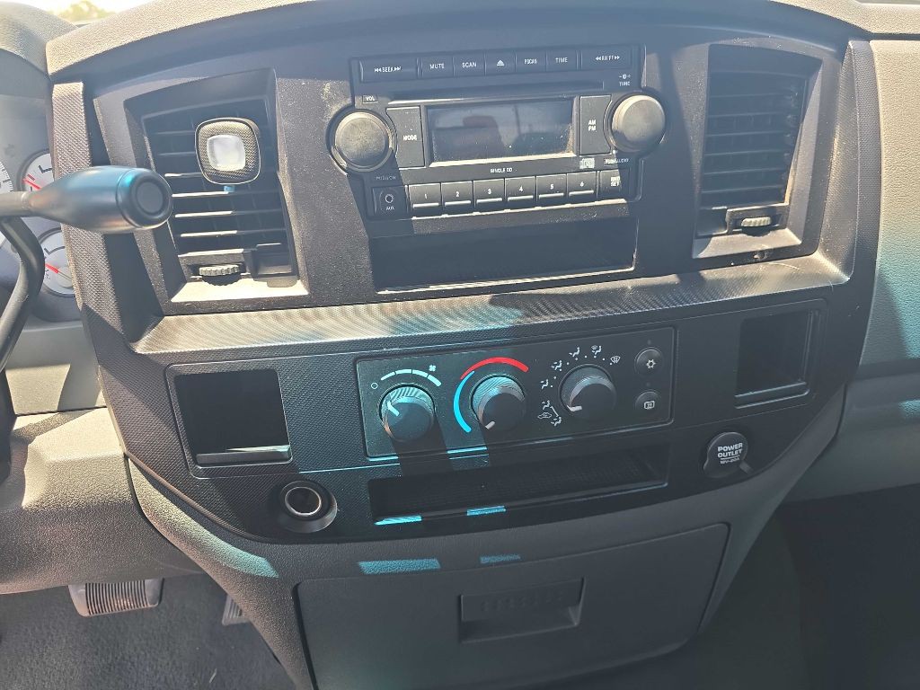 2008 Dodge Ram 1500 Image 10
