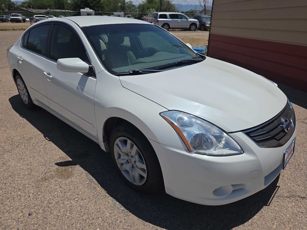 2012 Nissan Altima Image 1